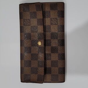 *SALE* Louis Vuitton Wallet